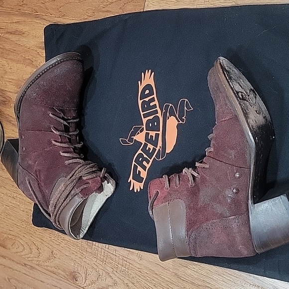 Freebird By Steven Cage in Burgundy 6 - Picture 13 of 14